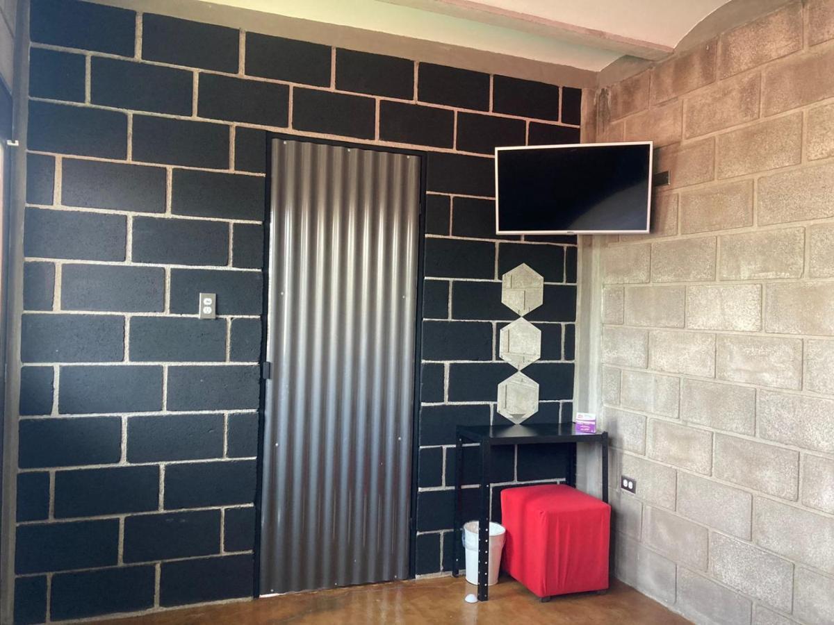 צ'ולולה Calido Cosmos Hotel מראה חיצוני תמונה