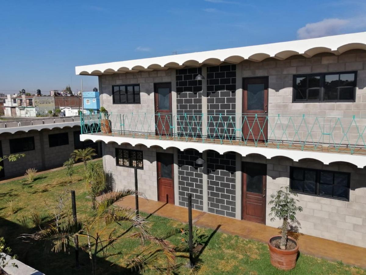 צ'ולולה Calido Cosmos Hotel מראה חיצוני תמונה
